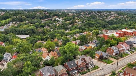 2004 Pioneer Avenue Brookline PA 15226
