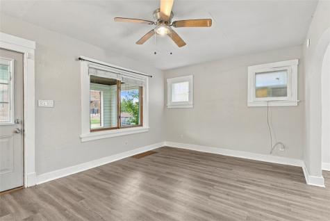 2004 Pioneer Avenue Brookline PA 15226