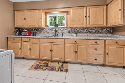 428 Lawnview Avenue Neshannock Township PA 16105