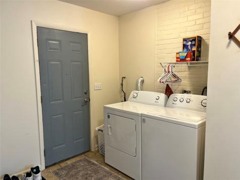 154 1/2 W Greene Street Waynsbrg/frankln Township PA 15370