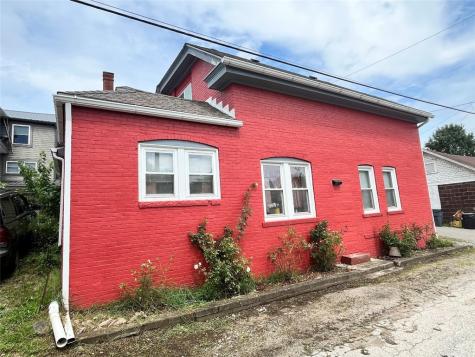 154 1/2 W Greene Street Waynsbrg/frankln Township PA 15370