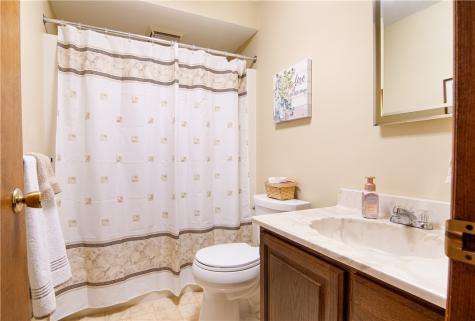 211 Cherokee Drive Center Township PA 16001