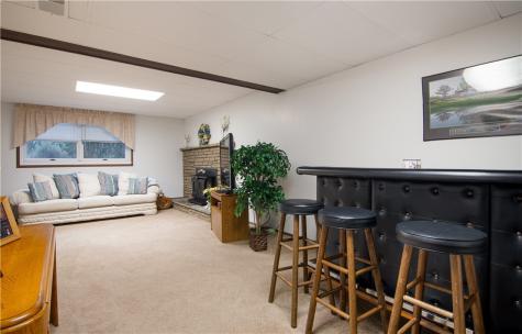211 Cherokee Drive Center Township PA 16001