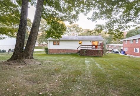 211 Cherokee Drive Center Township PA 16001