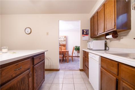 211 Cherokee Drive Center Township PA 16001