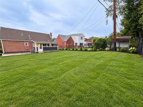 210 Sunny Drive Baldwin Boro PA 15236
