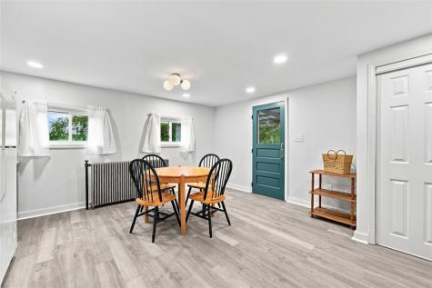 861 Railroad Street Mckees Rocks PA 15136