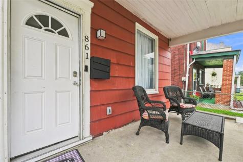 861 Railroad Street Mckees Rocks PA 15136