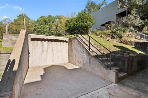 915 Mccandless Avenue Lawrenceville PA 15201
