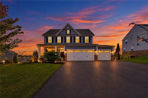 1037 Wedgewood Drive Penn Township PA 15644
