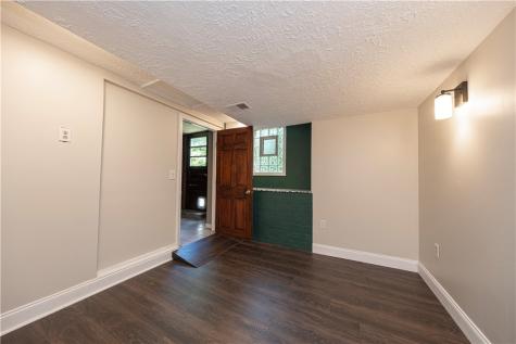 50 Center Avenue West View PA 15229