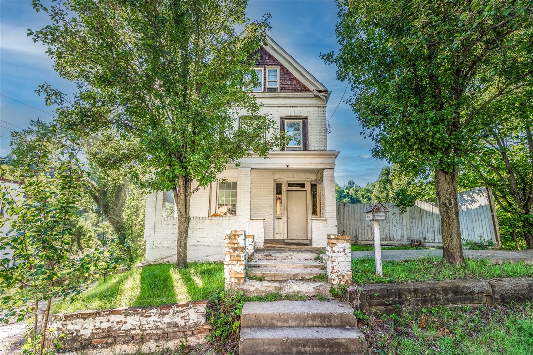315 Highland Avenue Turtle Creek PA 15145
