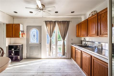 315 Highland Avenue Turtle Creek PA 15145