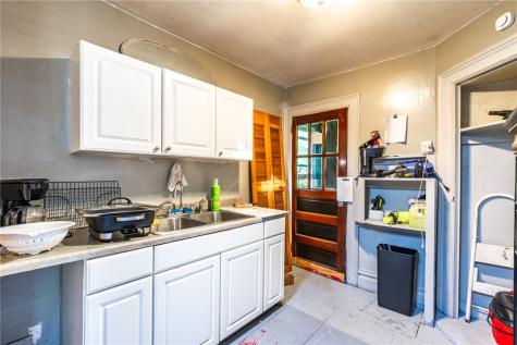 315 Highland Avenue Turtle Creek PA 15145