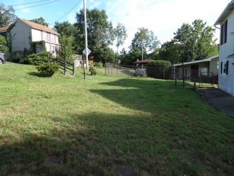 39 Walnut Avenue Dunbar PA 15431