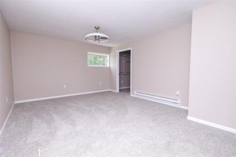 2373 Hopeland Street Carrick PA 15210