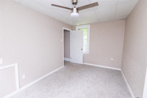 2373 Hopeland Street Carrick PA 15210