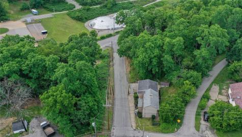 2373 Hopeland Street Carrick PA 15210