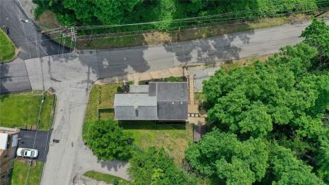 2373 Hopeland Street Carrick PA 15210