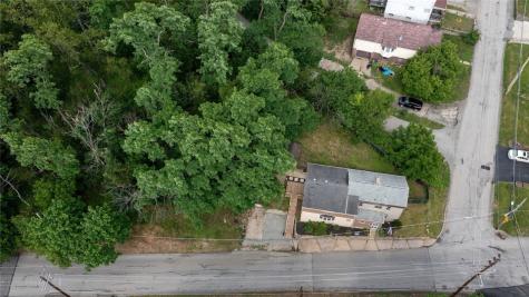 2373 Hopeland Street Carrick PA 15210