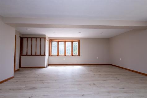 2373 Hopeland Street Carrick PA 15210