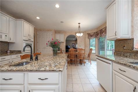 1032 Diane Lane Indiana Township PA 15024