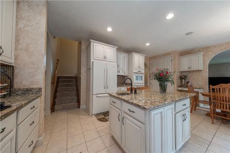 1032 Diane Lane Indiana Township PA 15024