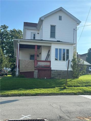 301 S Ligonier Street Derry Boro PA 15627