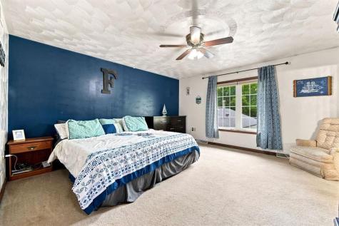 28 Dutch Glory Road West Bethlehem PA 15311