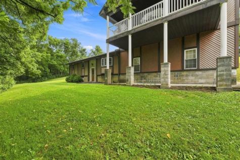 28 Dutch Glory Road West Bethlehem PA 15311