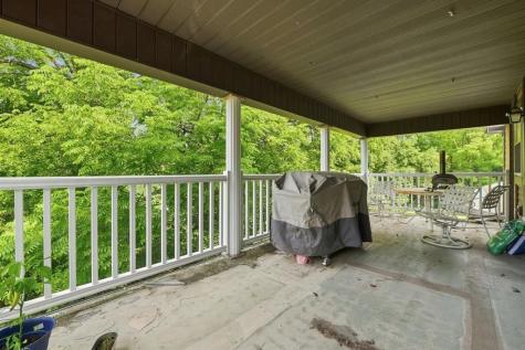 28 Dutch Glory Road West Bethlehem PA 15311