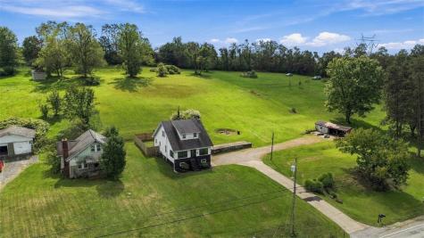 348 Steubenville Pike Hanover Township PA 15021