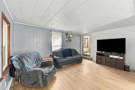 348 Steubenville Pike Hanover Township PA 15021