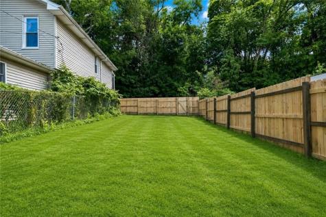 644 6th Street Oakmont PA 15139