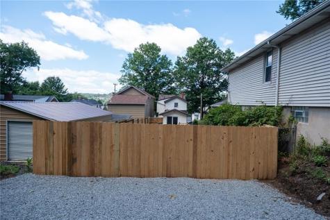 644 6th Street Oakmont PA 15139