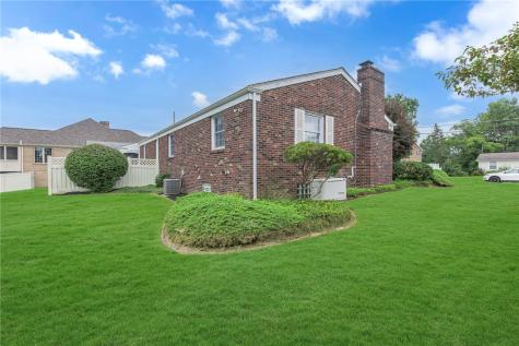 115 Fairfield Drive Daugherty Township PA 15066