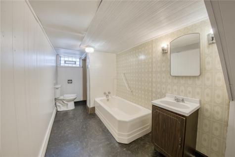 4776 Aloe Street Bloomfield PA 15224