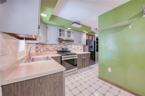 4776 Aloe Street Bloomfield PA 15224