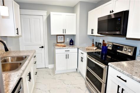426 Wayne Avenue Ellwood City PA 16117