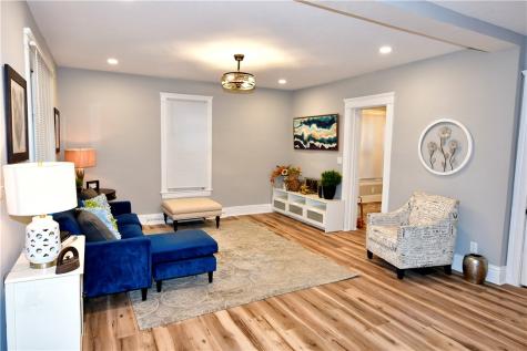 426 Wayne Avenue Ellwood City PA 16117
