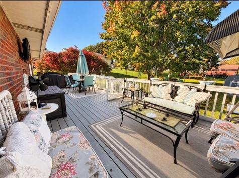 207 Central Drive Center Township PA 16001