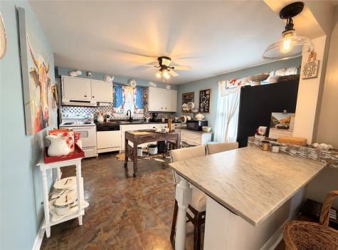 207 Central Drive Center Township PA 16001