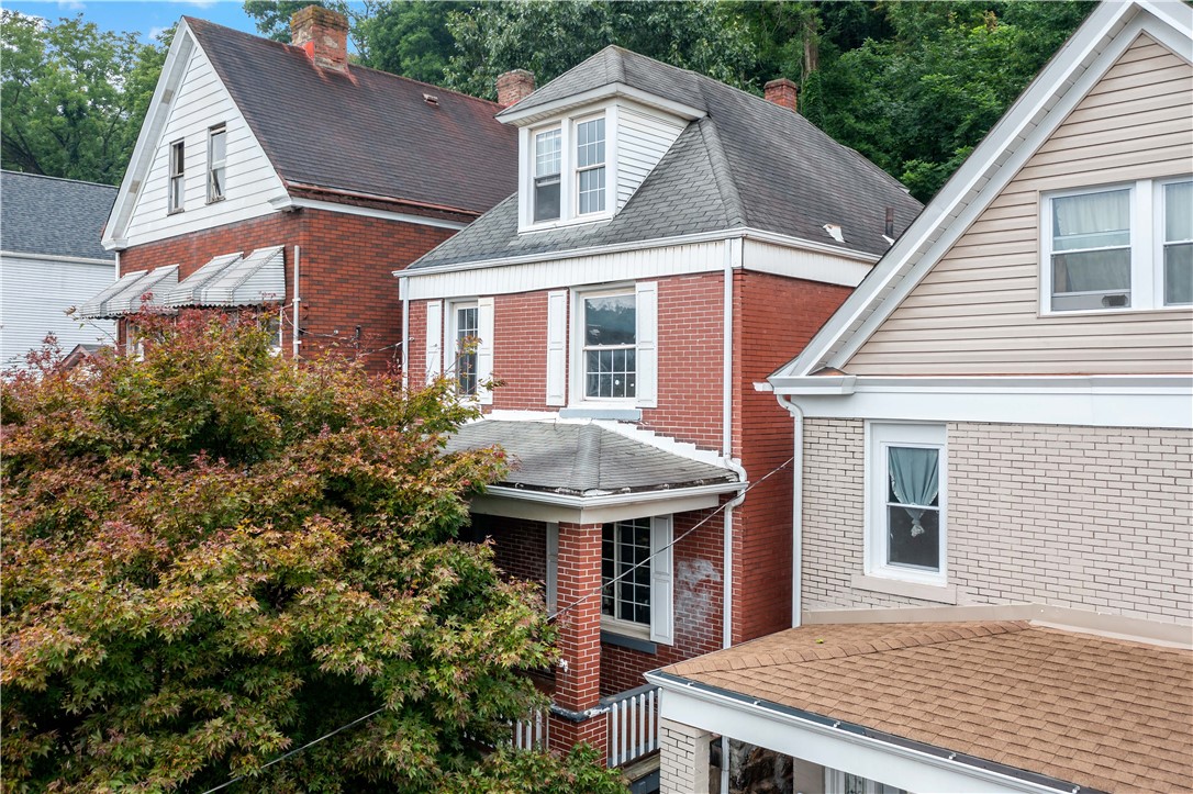 362 Kenney Avenue Pitcairn PA 15140