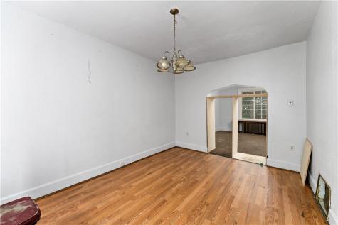 362 Kenney Avenue Pitcairn PA 15140