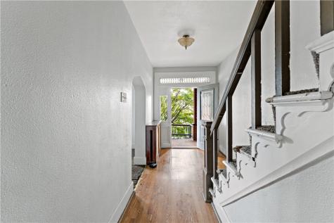 362 Kenney Avenue Pitcairn PA 15140