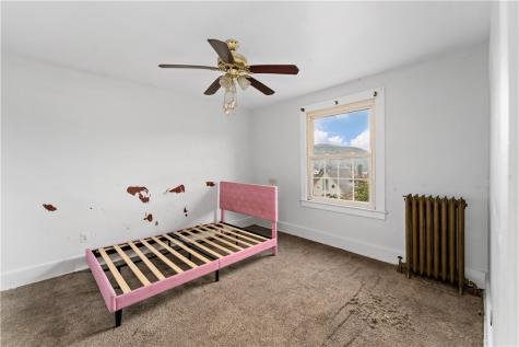 362 Kenney Avenue Pitcairn PA 15140