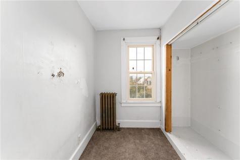 362 Kenney Avenue Pitcairn PA 15140