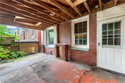362 Kenney Avenue Pitcairn PA 15140