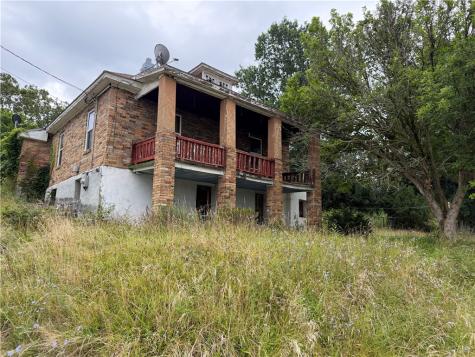 201 Elm Road South Union Township PA 15401