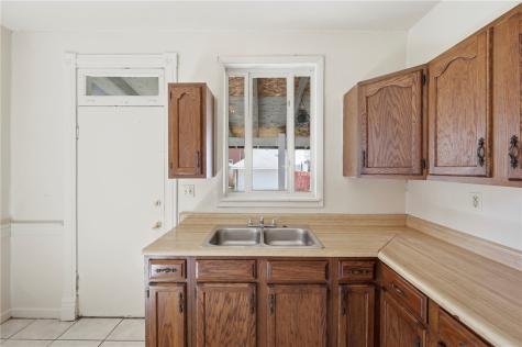 203-205 Maple Street Kittanning Boro PA 16201